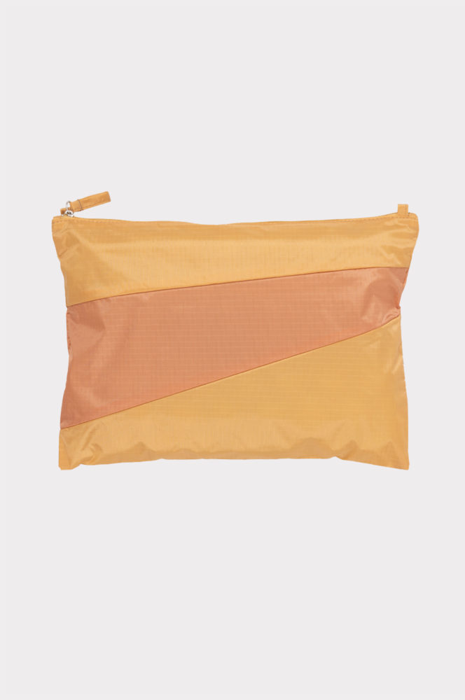 The New Pouch L Play