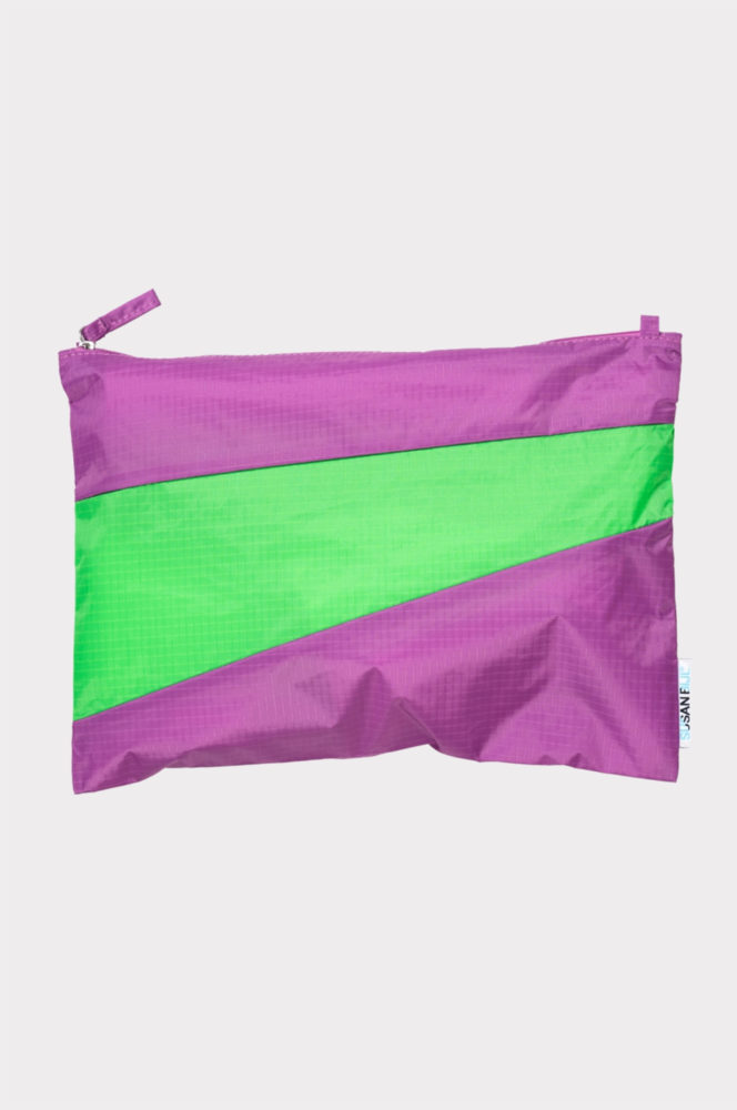 The New Pouch L Amplify