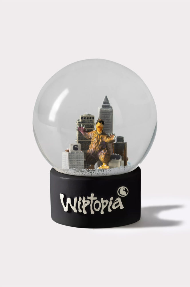 Wiptopia Snow Globe